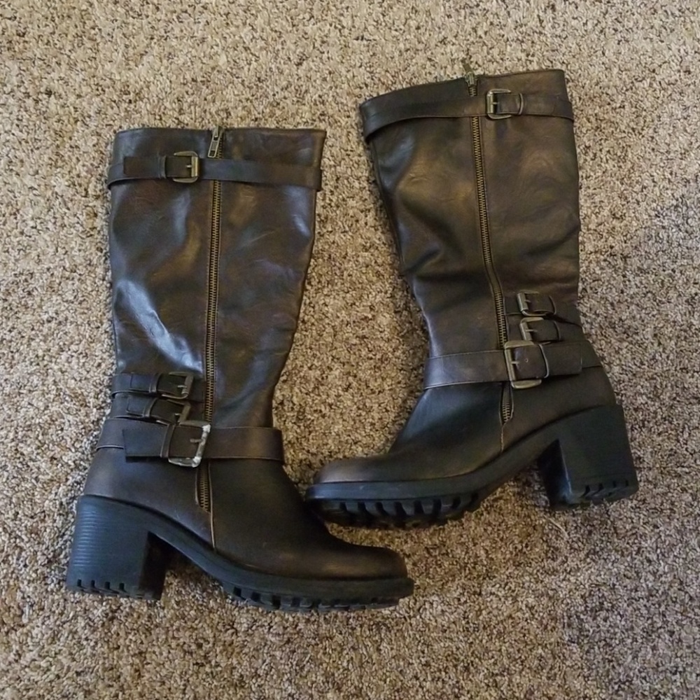 🎉5/$20🎉Brown boots